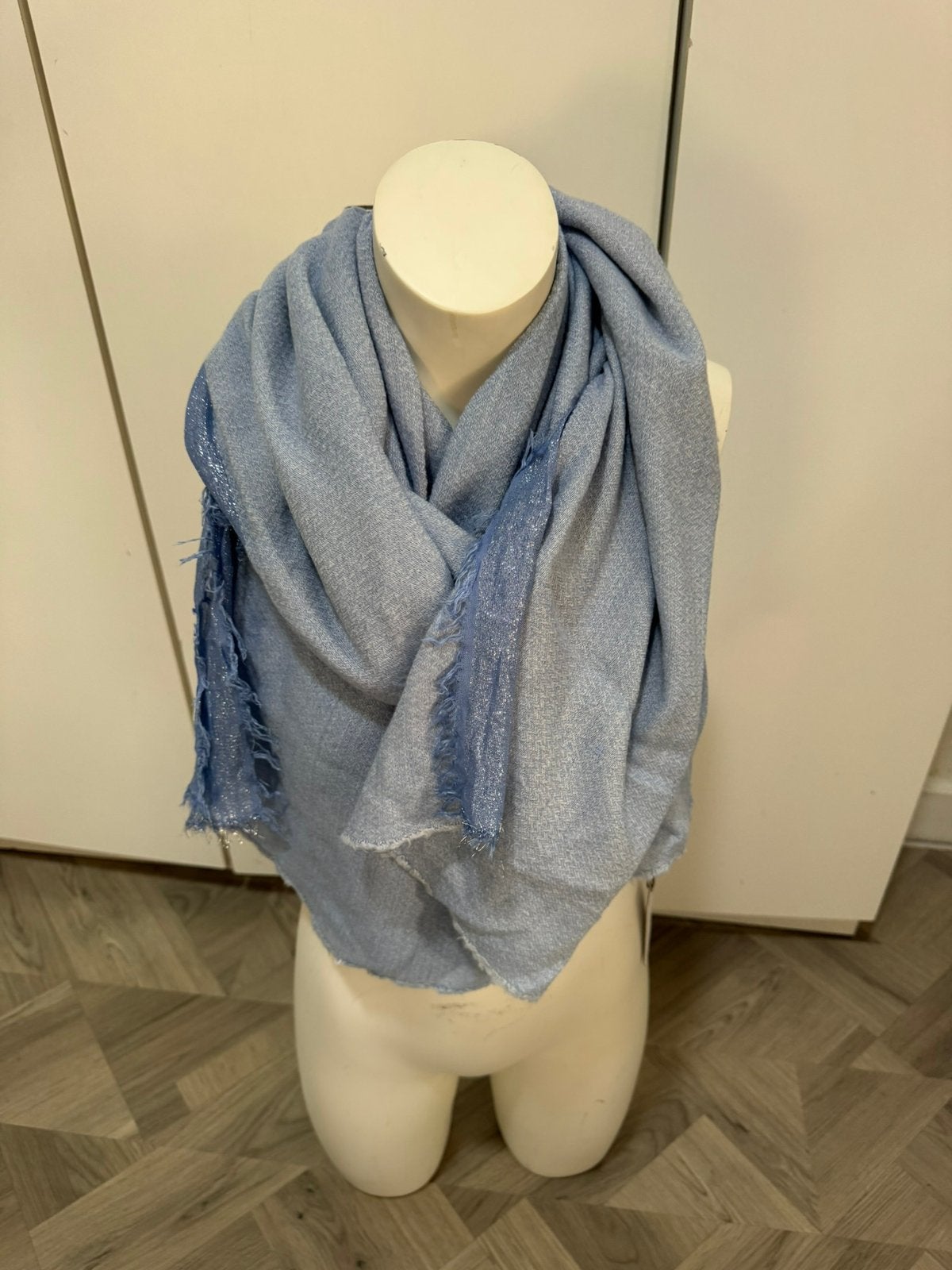 Mucho gusto sjaal, Kleding | Dames, Verzenden, Nieuw, Maat 46/48 (XL) of groter, Sjaal