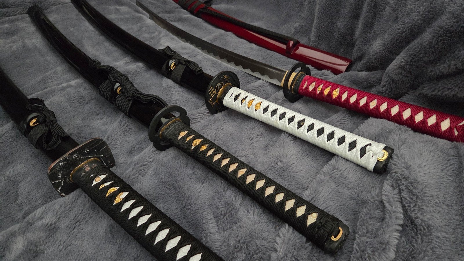 Partij scherpe japanse zwaarden, samurai, katana, mes, dolk, Ophalen of Verzenden, Overige soorten, Azië, Zwaard of Sabel