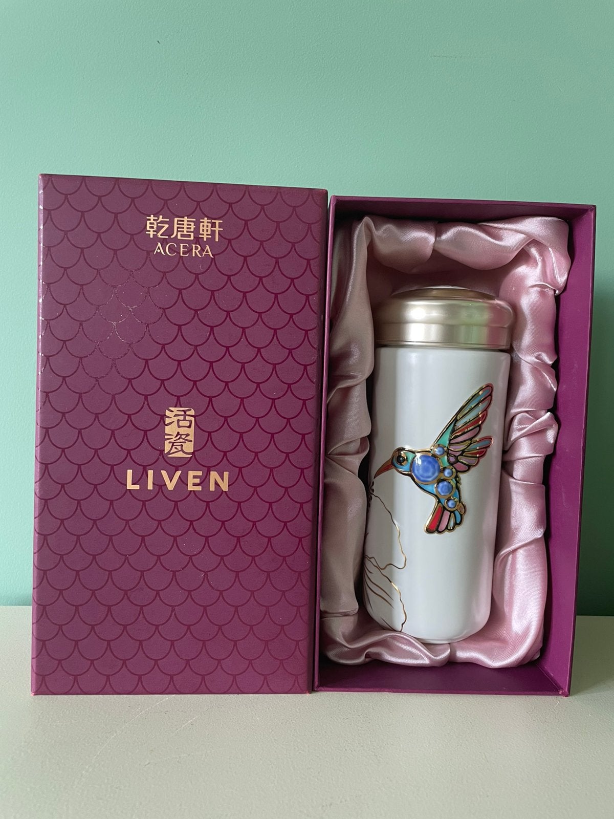 Luxe ACERA LIVEN Lucky Hummingbird Crystal Travel Mug, Huis en Inrichting, Keuken | Keukenbenodigdheden, Overige typen, Nieuw