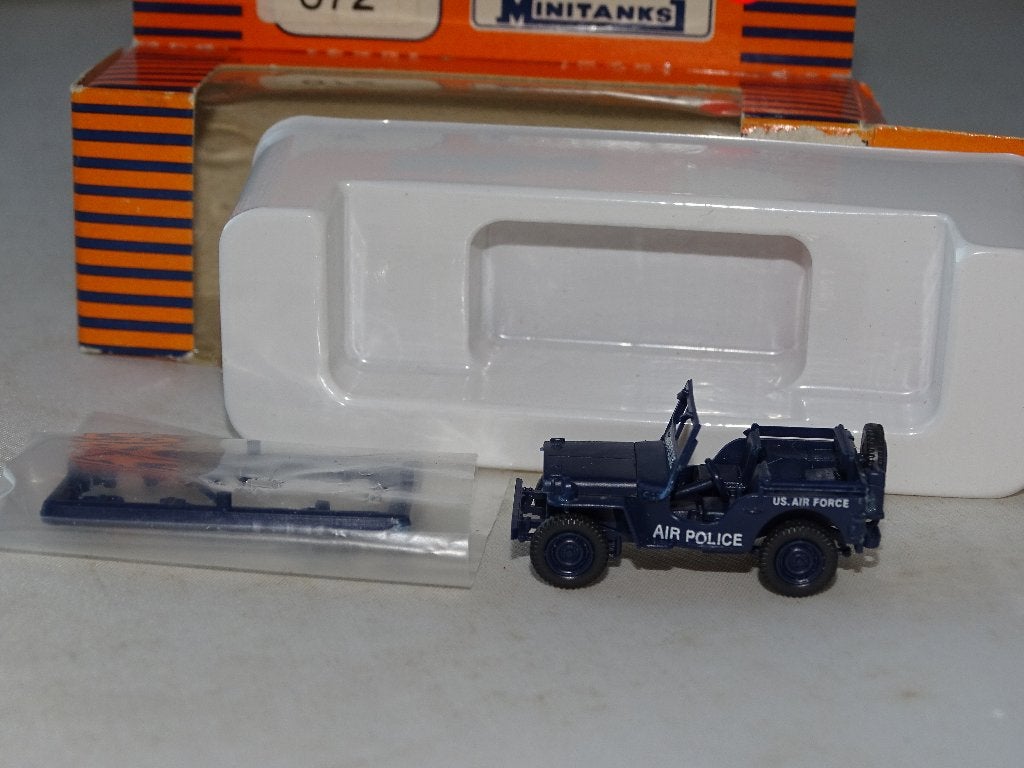 1/87 Roco Jeep AIR  Police, Ophalen of Verzenden, Nieuw, Auto, Roco