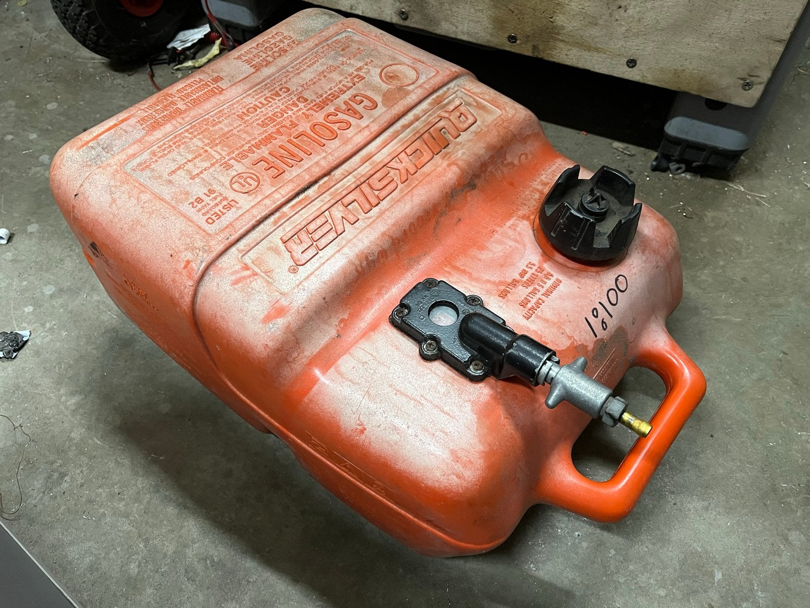 Quicksilver Benzinetank 25 Liter, Watersport en Boten, Ophalen, Zo goed als nieuw, Motor en Techniek