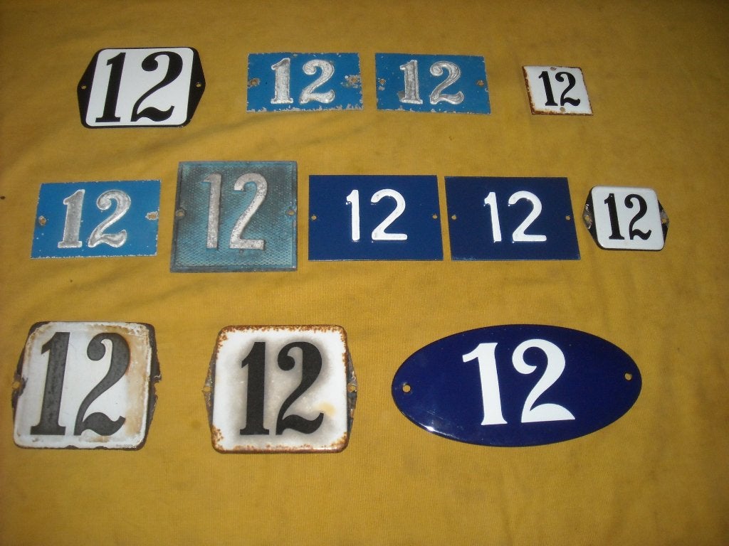 oud emaille huisnummer 12 ook 13 14 15 16 17 18 19 20 21 22, Ophalen of Verzenden