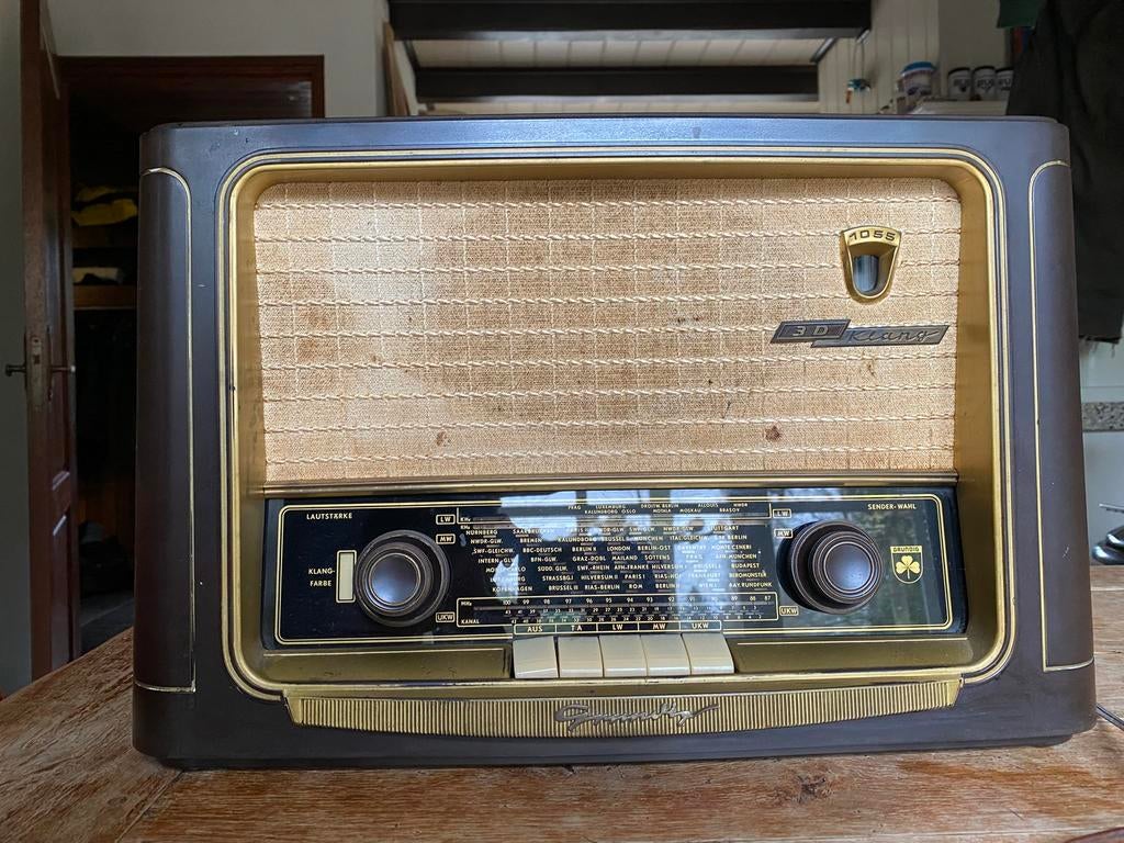 Antieke Grundig radio, Audio, Tv en Foto, Radio's, Ophalen, Gebruikt, Radio