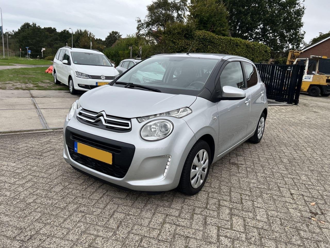 Citroën C1 1.0 VTi Feel | 87.297 km! (bj 2021), Auto's, C1, Bedrijf, Handgeschakeld, Zilver of Grijs