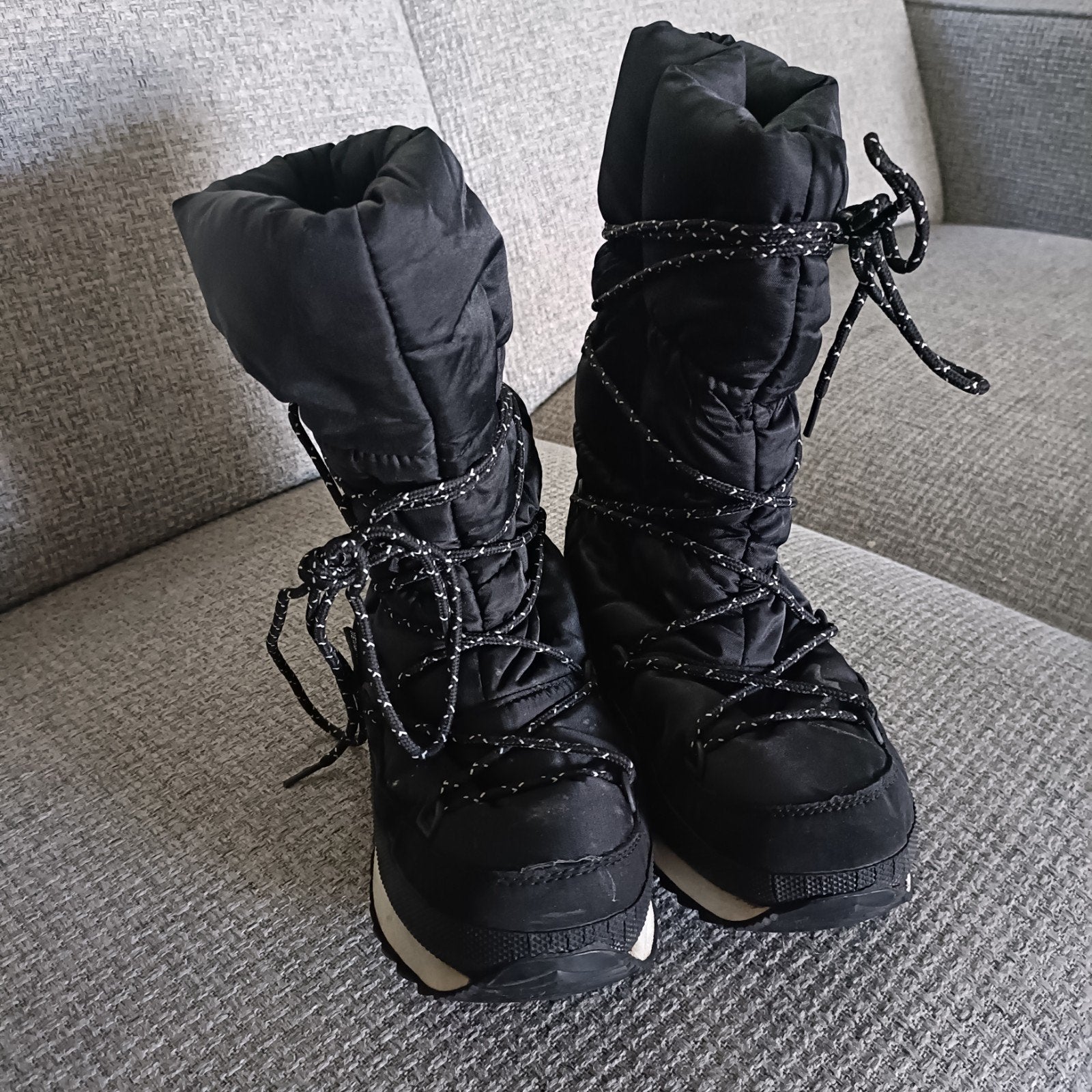 Zwarte snowboots maat 39, Ophalen of Verzenden, Gedragen, Zwart, Snowboots
