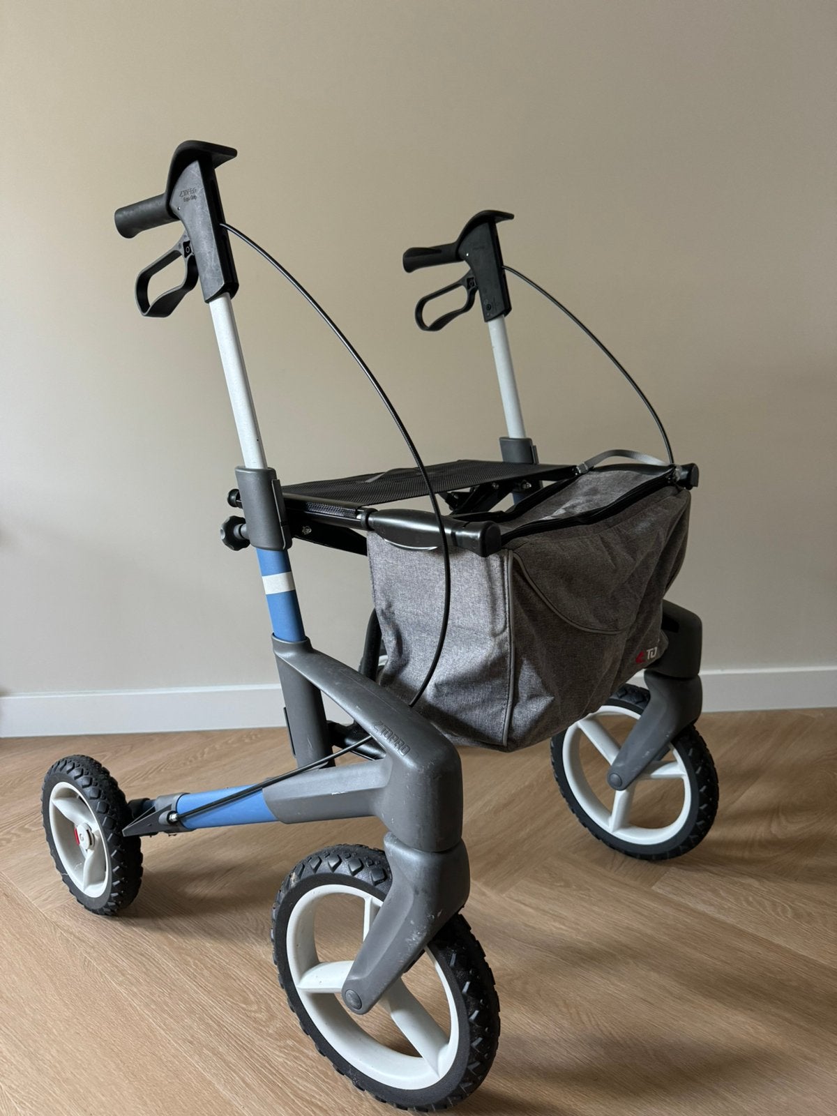 Rollator Topro Troja Olympos M atr off road blauw softbanden, Diversen, Ophalen, Opvouwbaar, Gebruikt