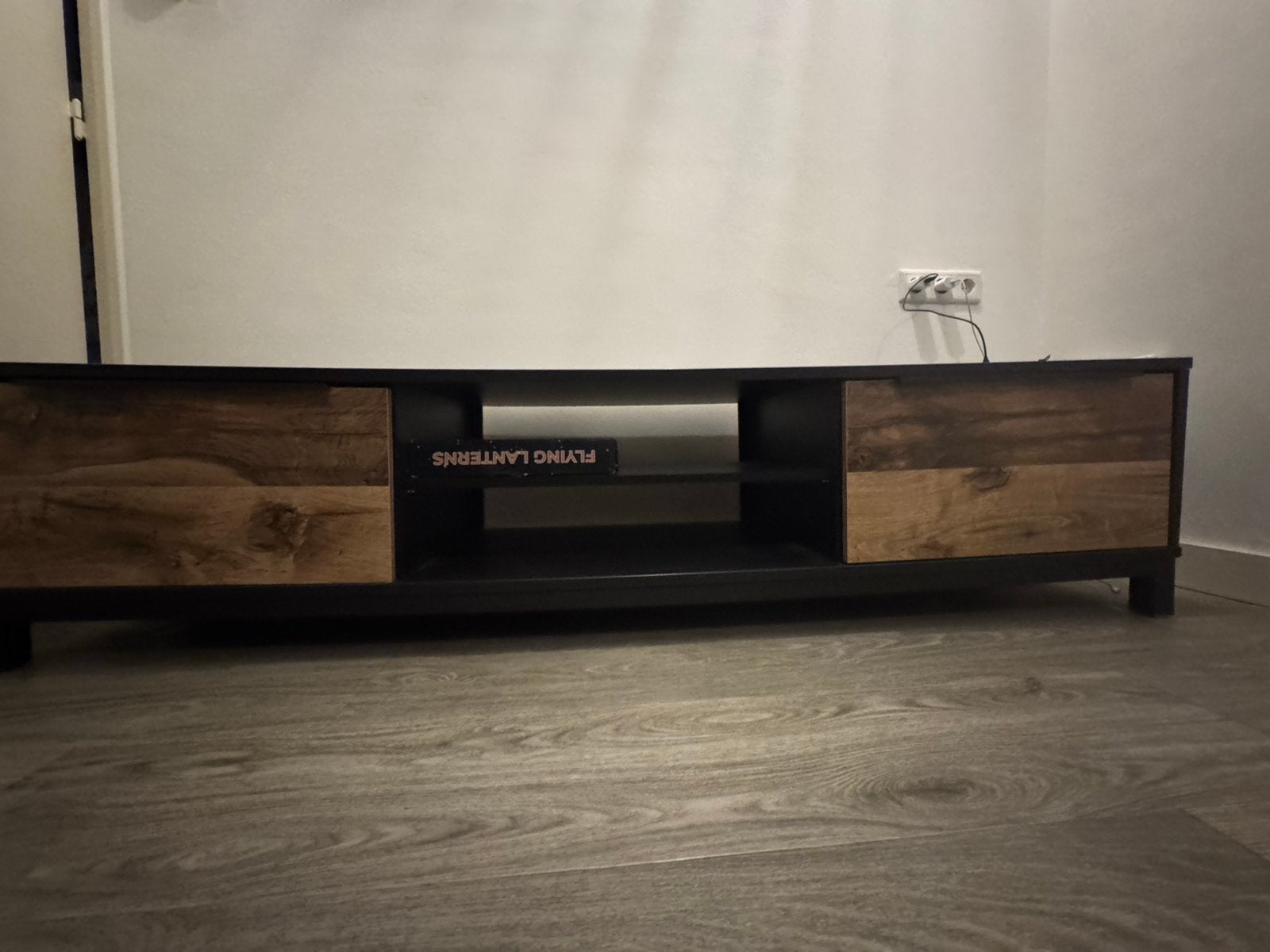 Tv shelf, Ophalen, Gebruikt, 150 tot 200 cm, Minder dan 100 cm