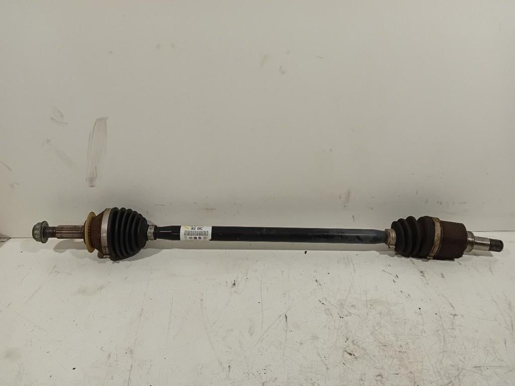 Aandrijfas rechts voor Volkswagen Up, Onderdelen@venauto.nl, Van der Ven Autorecycling B.V., Gebruikt, Ettenseweg 76, 4706 PB Roosendaal, The Netherlands