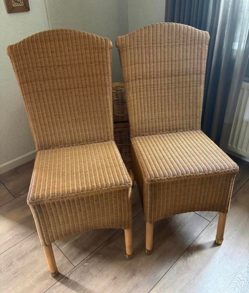 Twee Loom eetkamerstoelen - Hele nette staat, Huis en Inrichting, Ophalen, Twee, Overige kleuren, Riet of Rotan
