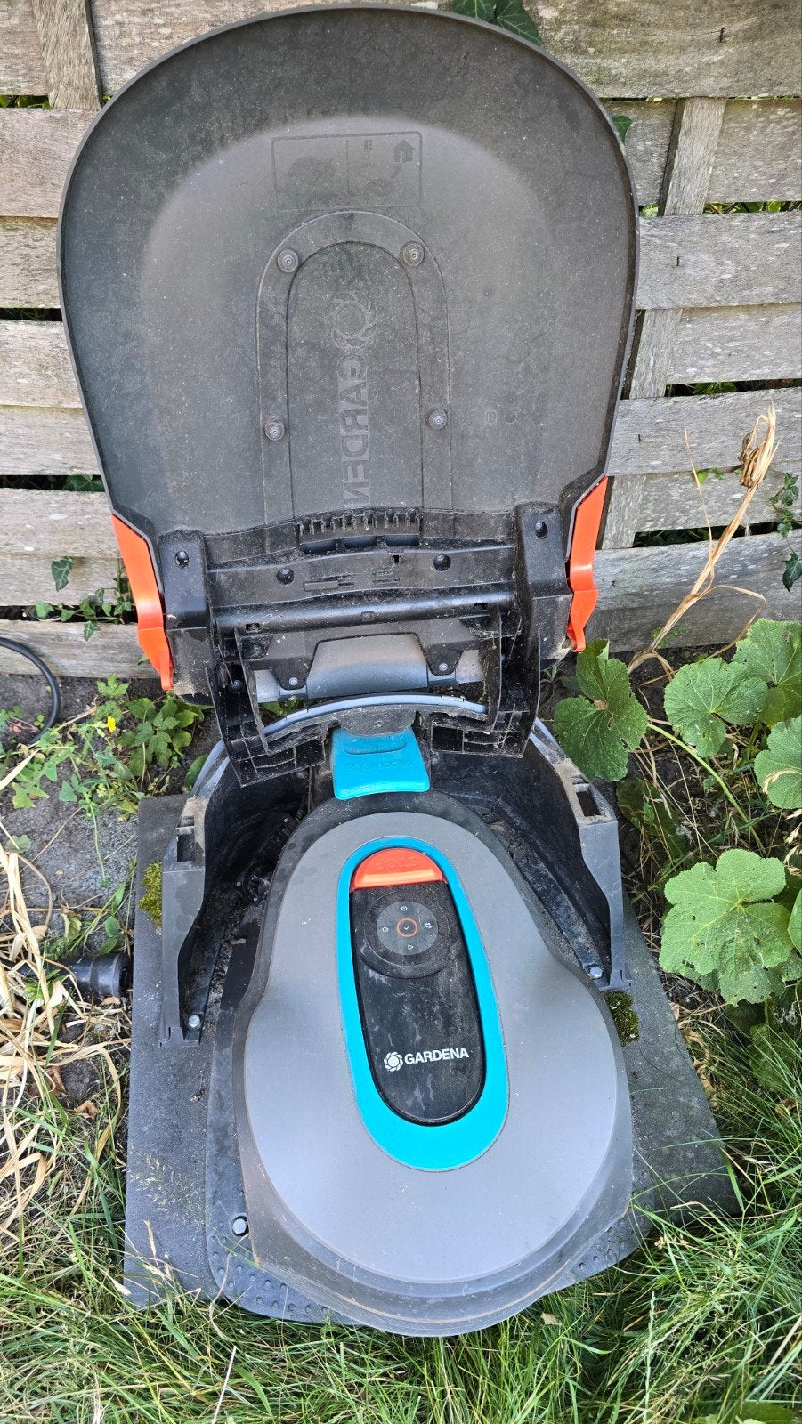 Gardena Robotmaaier, Ophalen, Gebruikt, Bestuurbaar via app, Meer dan 25 cm