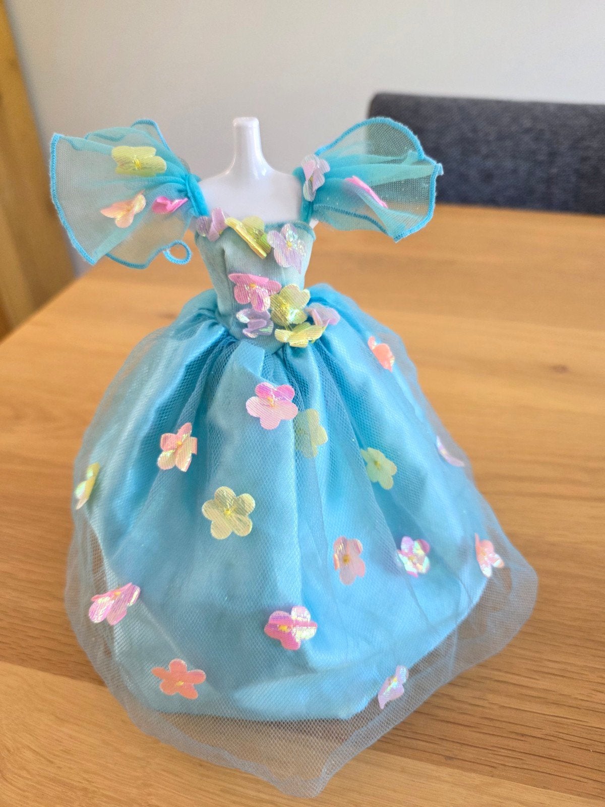 Barbie Songbird jurk, Ophalen of Verzenden, Gebruikt, Kleertjes