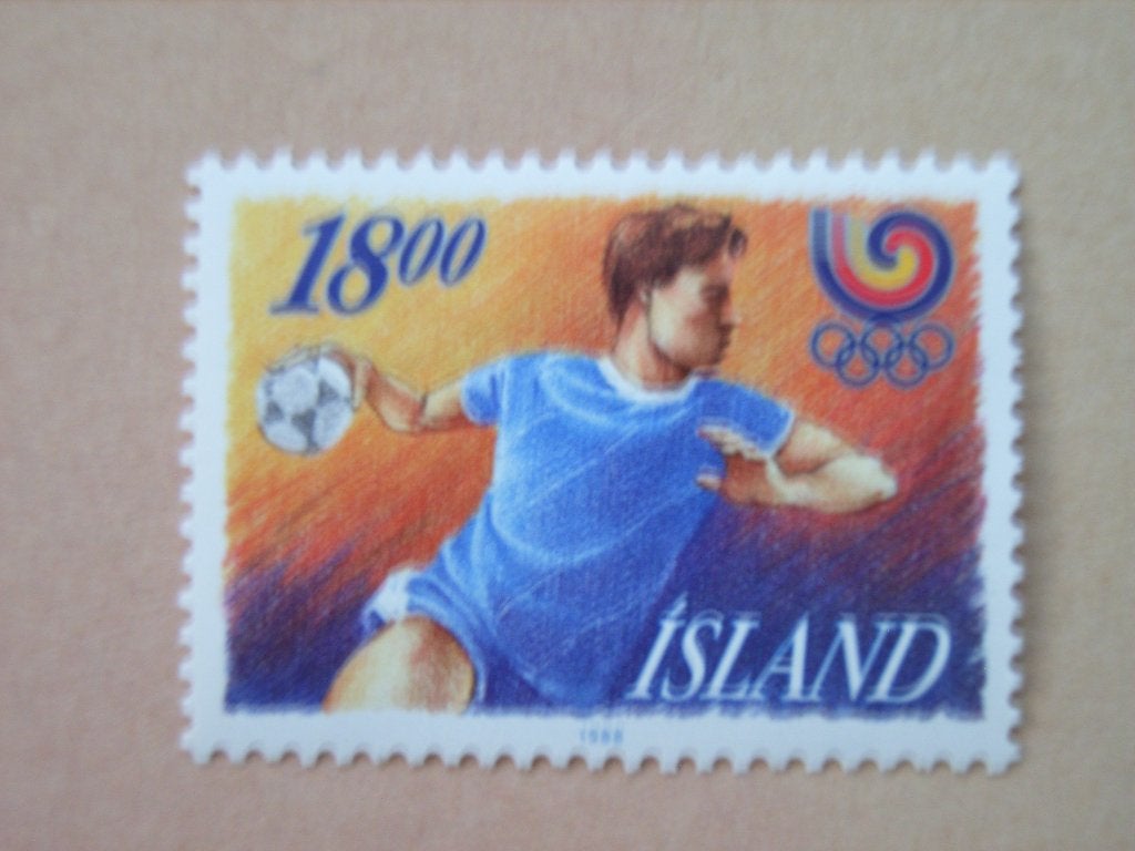 KZ   IJsland 688 Pf, Postzegels en Munten, Ophalen of Verzenden, IJsland, Postfris