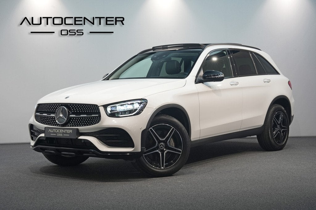 Mercedes-Benz GLC 300e 4MATIC AMG  DIG.DASH  DISTRONIC, Automaat, 12 maanden, Gebruikt, Zwart