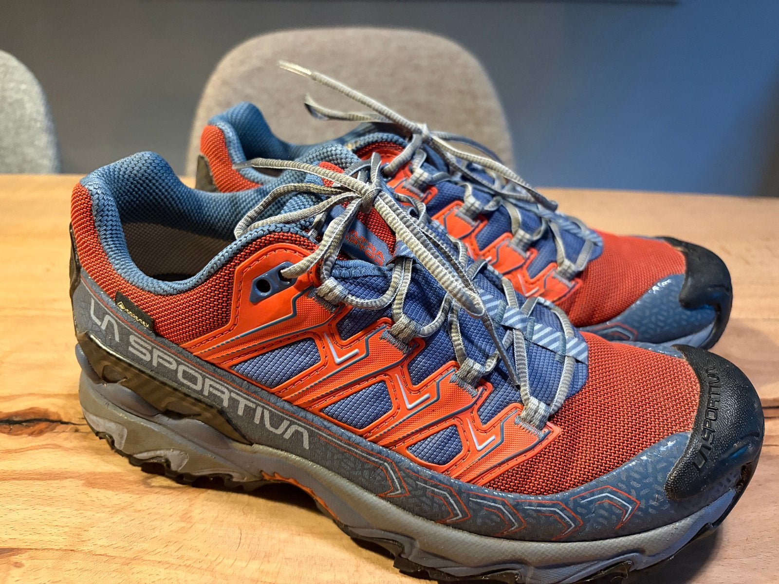 La Sportiva Ultra Raptor GTX dames - maat 41 (valt als 39,5), Ophalen of Verzenden, Zo goed als nieuw, Schoenen
