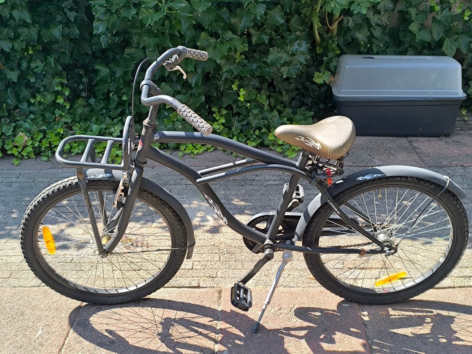 Zwarte kinderfiets met wielmaat 18 inch, Fietsen en Brommers, Gebruikt, Velgrem, Minder dan 49 cm, Ophalen