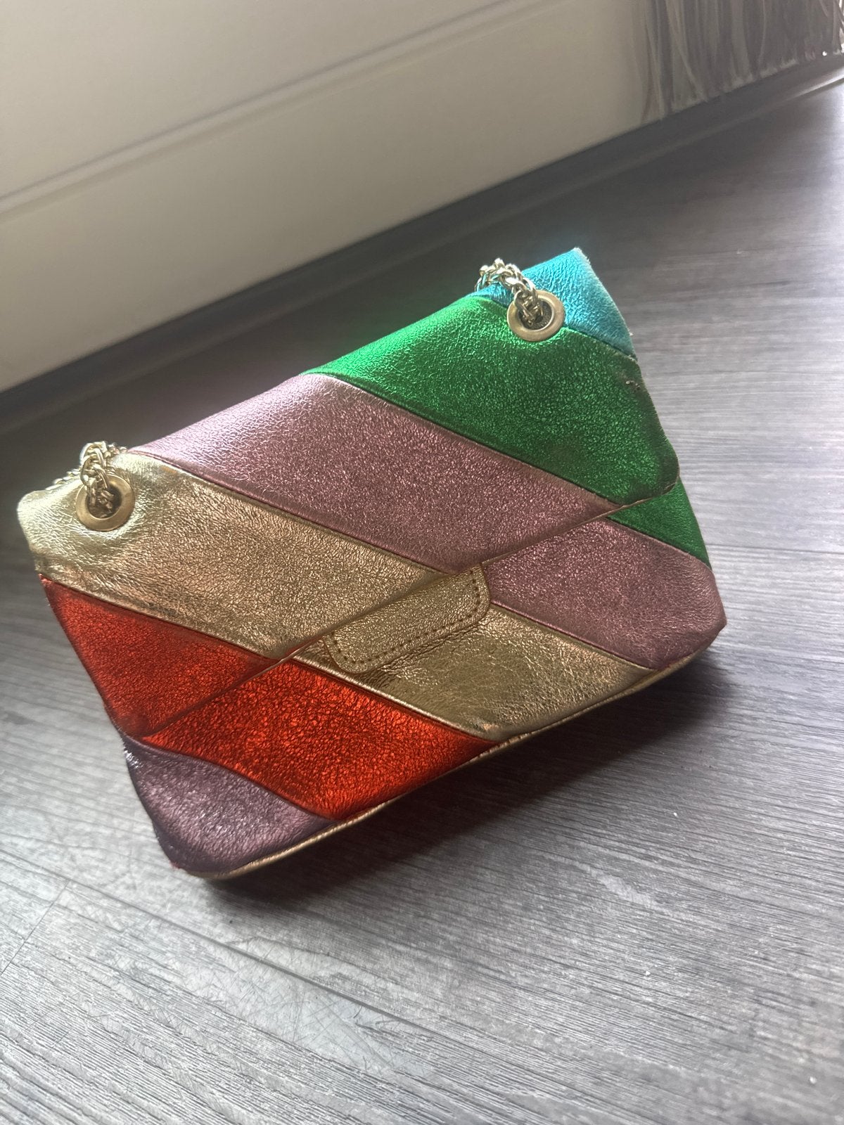 Kleurrijke Avondtasje met Gouden Ketting, Sieraden, Tassen en Uiterlijk, Tassen | Damestassen, Verzenden, Zo goed als nieuw, Overige kleuren