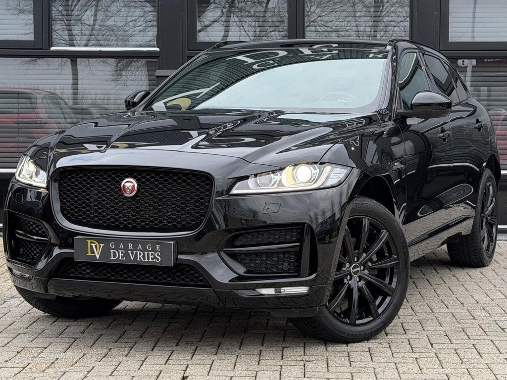 Jaguar F-PACE 2.0 R-Sport AWD Black Edition Meridian Camera, Auto's, Jaguar, Automaat, Gebruikt, Zwart, 4 cilinders