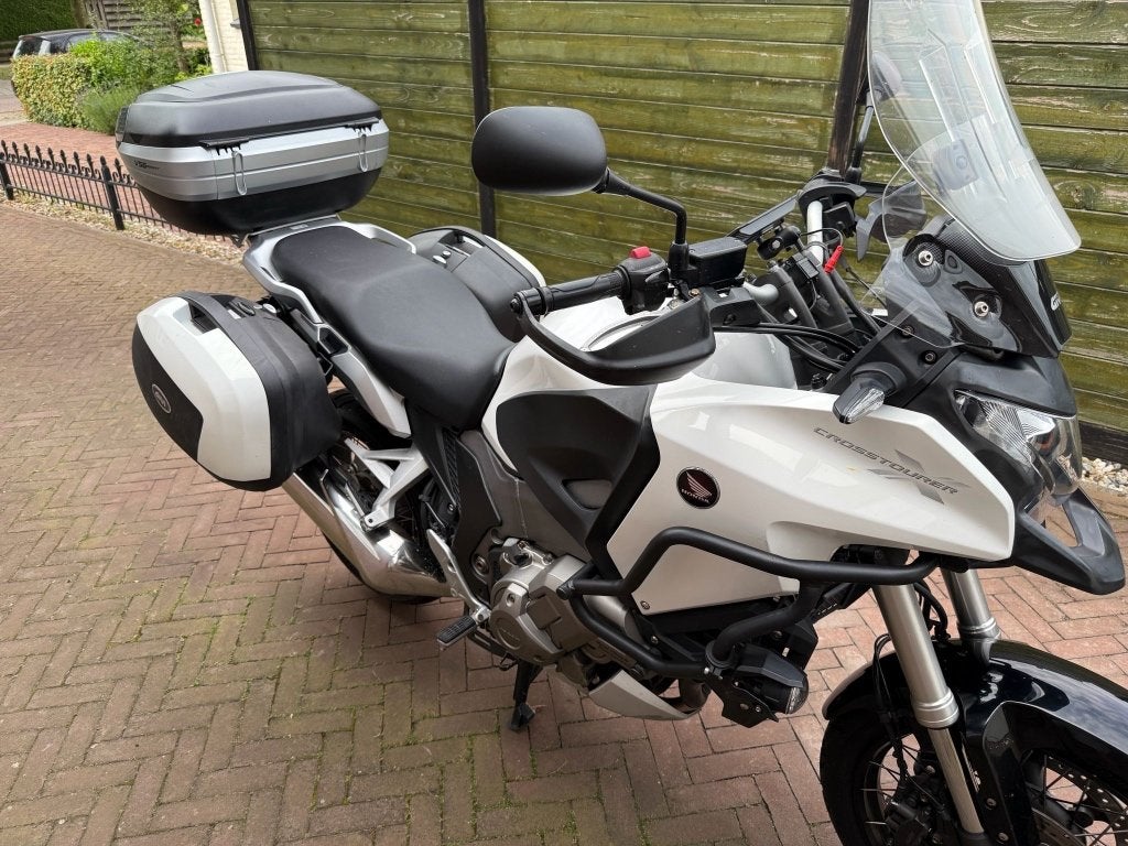 Honda VFR 1200X DCT Crosstourer C-ABS, Motoren, Motoren | Honda, LED Verlichting, 4 cilinders, Gebruikt, Particulier