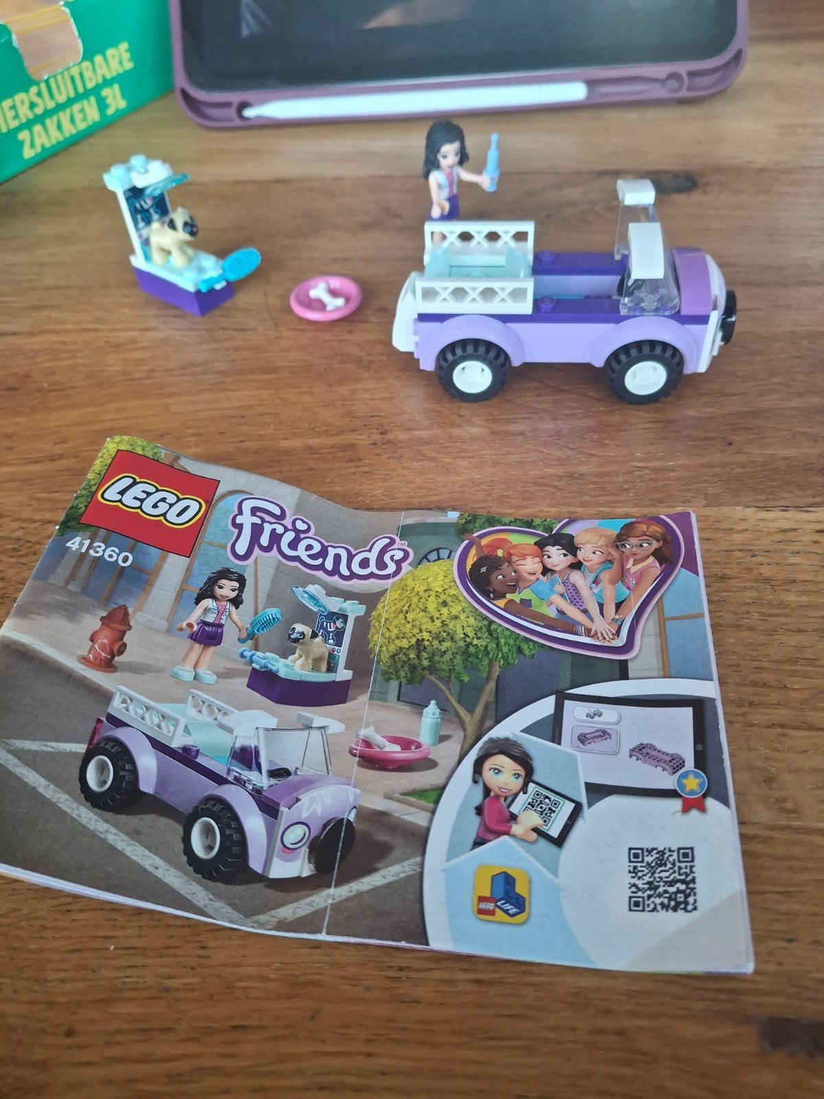 LEGO Friends 41360 Emma's Mobiele Dierenkliniek, Ophalen of Verzenden, Zo goed als nieuw, Overige merken