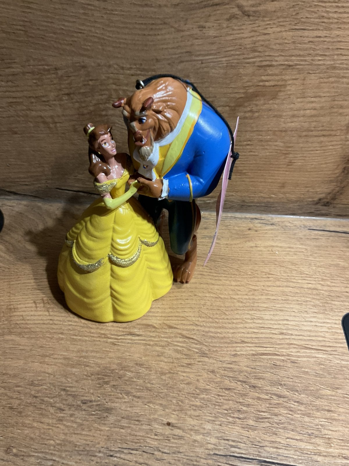 Beeldje van Belle en het beest, Ophalen of Verzenden, Assepoester of Belle, Nieuw, Beeldje of Figuurtje