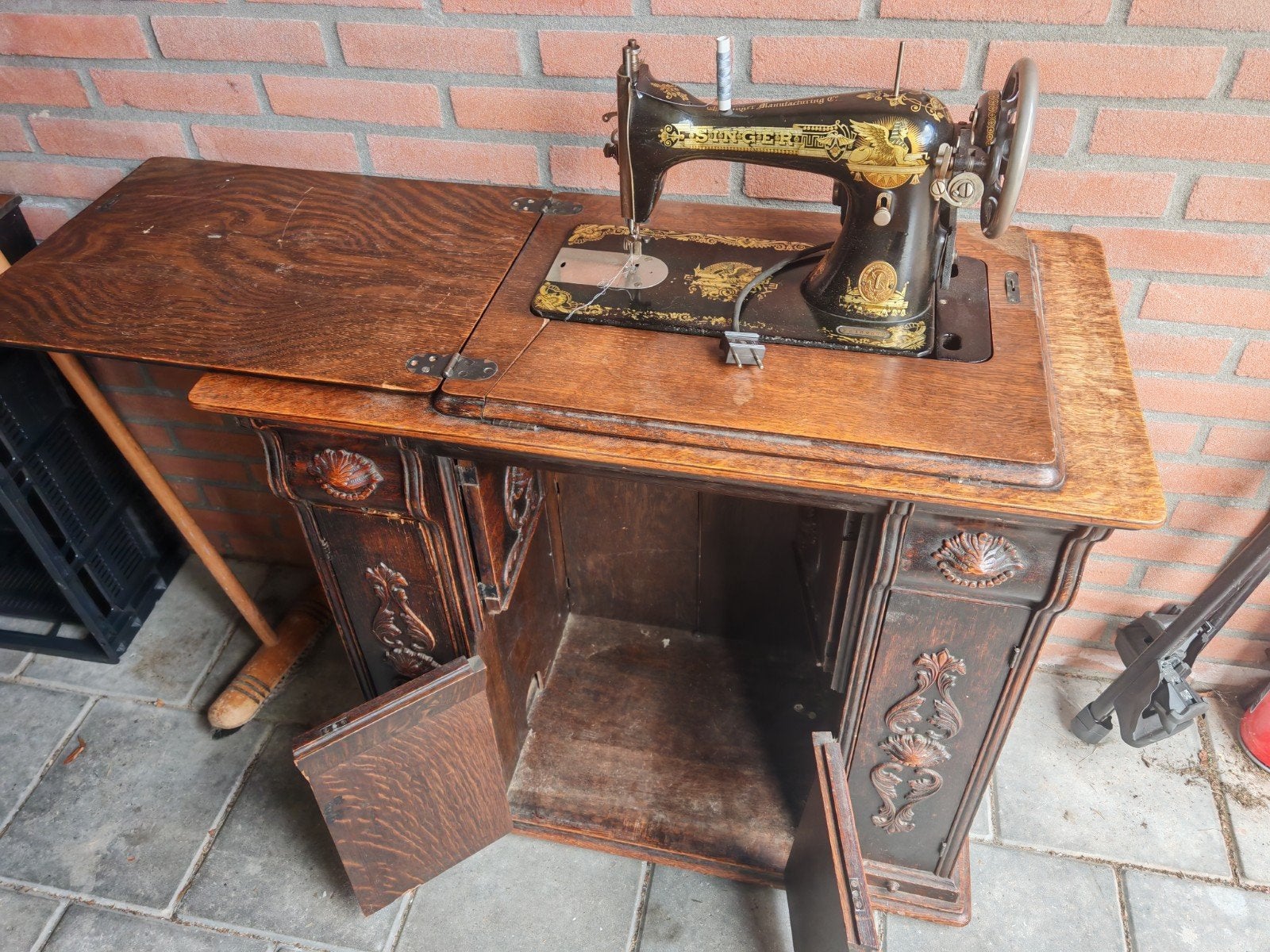 Oude Singer naaimachine, Antiek en Kunst, Antiek | Naaimachines, Ophalen