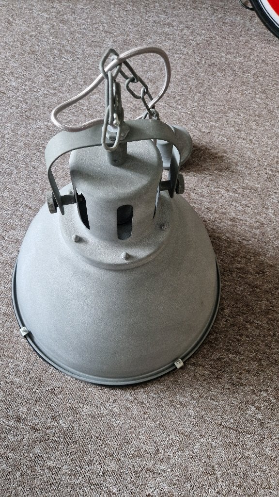 Industriele betonlook hanglamp, Ophalen, Zo goed als nieuw, Metaal, E27 (groot)