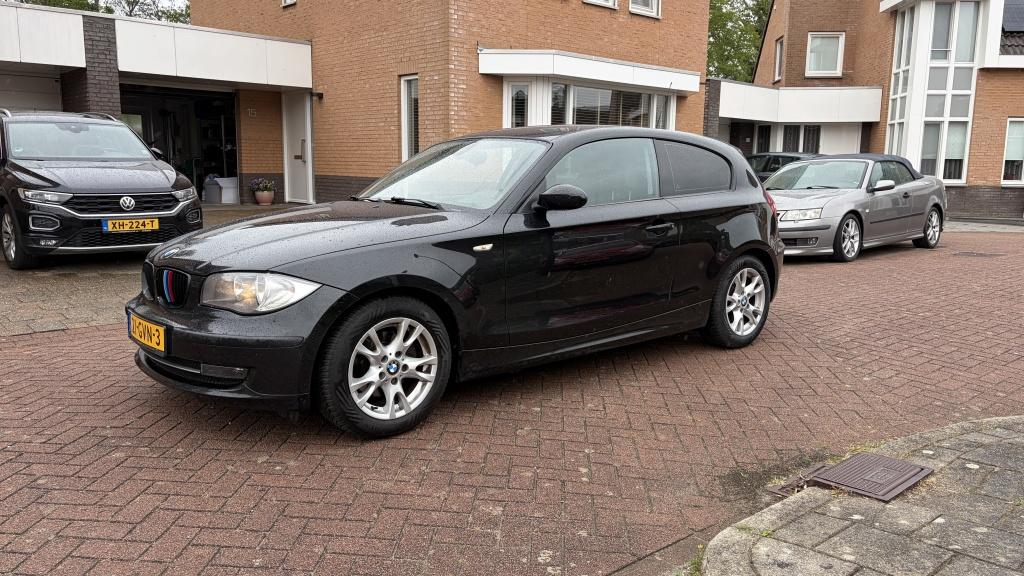 BMW 1-serie 118i Business Line (bj 2008), 1-Serie, 4 stoelen, Zwart, Origineel Nederlands