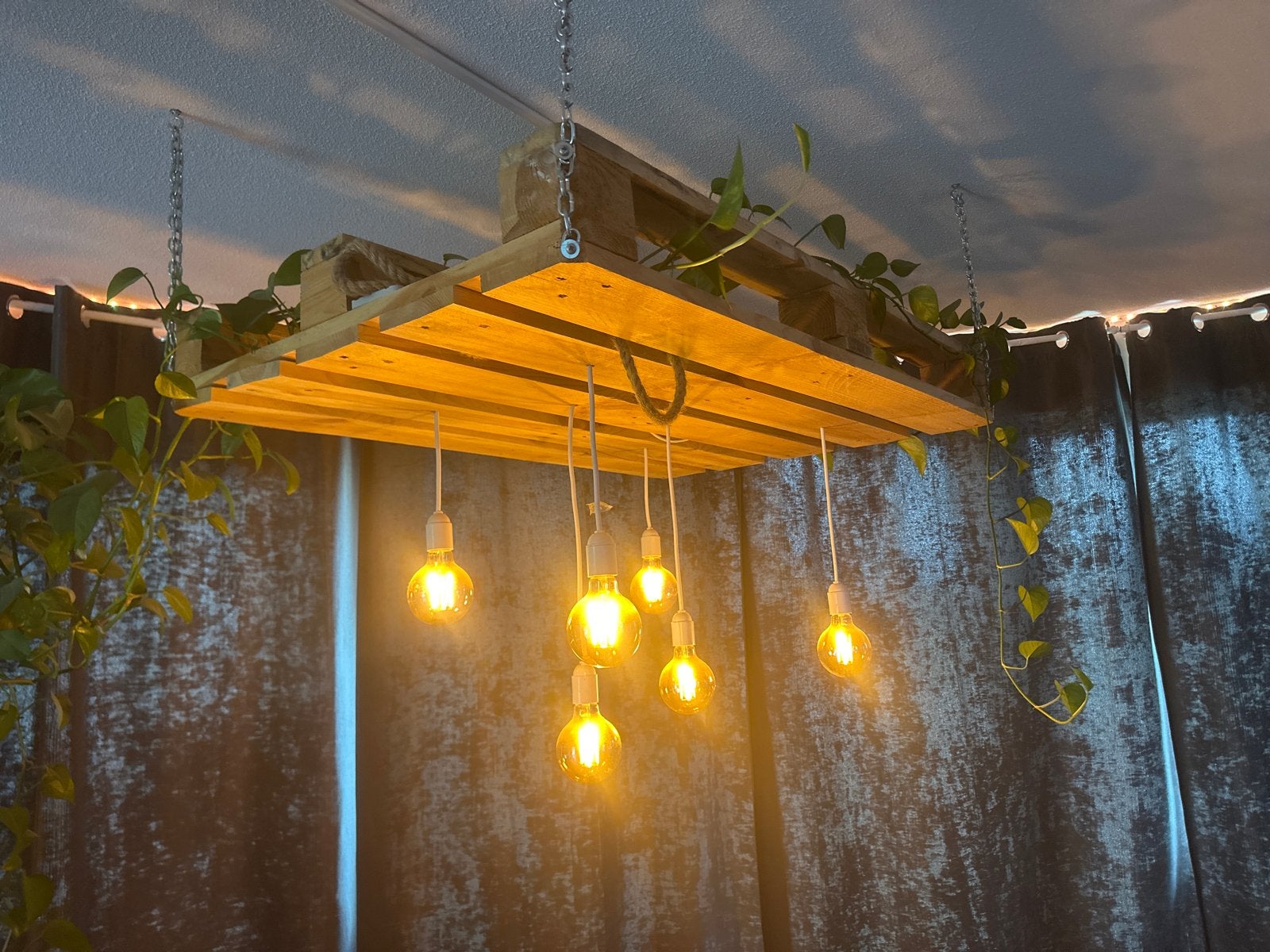 Exclusieve eetkamerlamp van een pallet pallet, Ophalen, Zo goed als nieuw, Hout, E27 (groot)