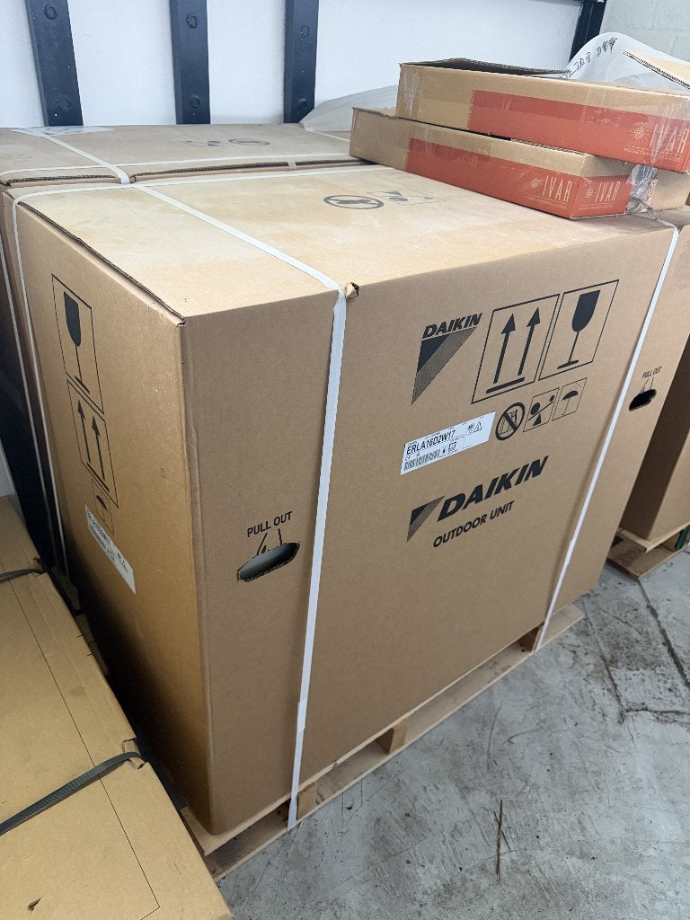 Nieuw in doos complete warmtepomp te koop Daikin 16 KW, Overige typen, Nieuw, Ophalen of Verzenden, 60 tot 150 cm