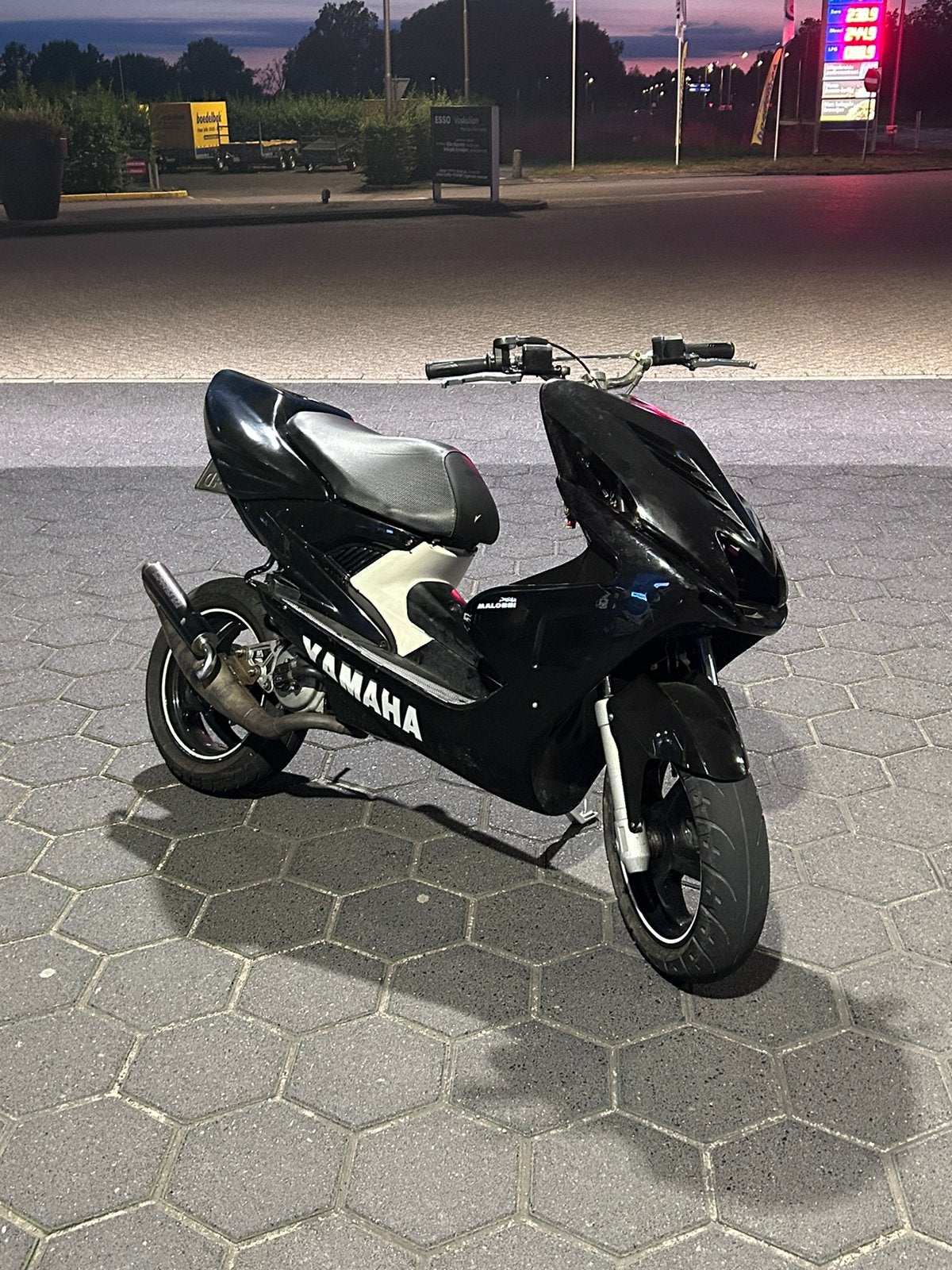 Yamaha aerox 70cc malossi, Ophalen of Verzenden, Zo goed als nieuw, Tweetakt, Aerox