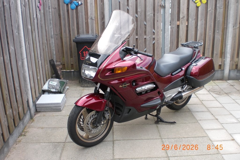 Pan European 1100  bj 2000 weinig km, Cardan-aandrijving, Occasion, Particulier, Toermotor