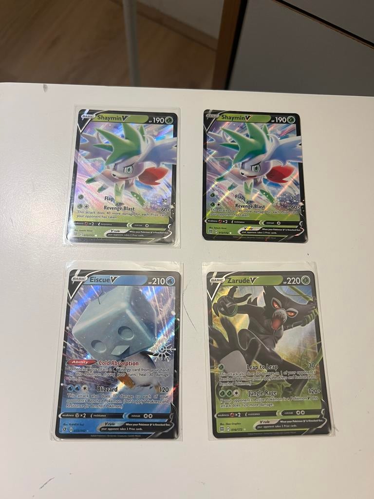 Pokémon V kaarten: Shaymin V, Eiscue V, Zarude V, Ophalen of Verzenden, Zo goed als nieuw, Meerdere kaarten, Foil