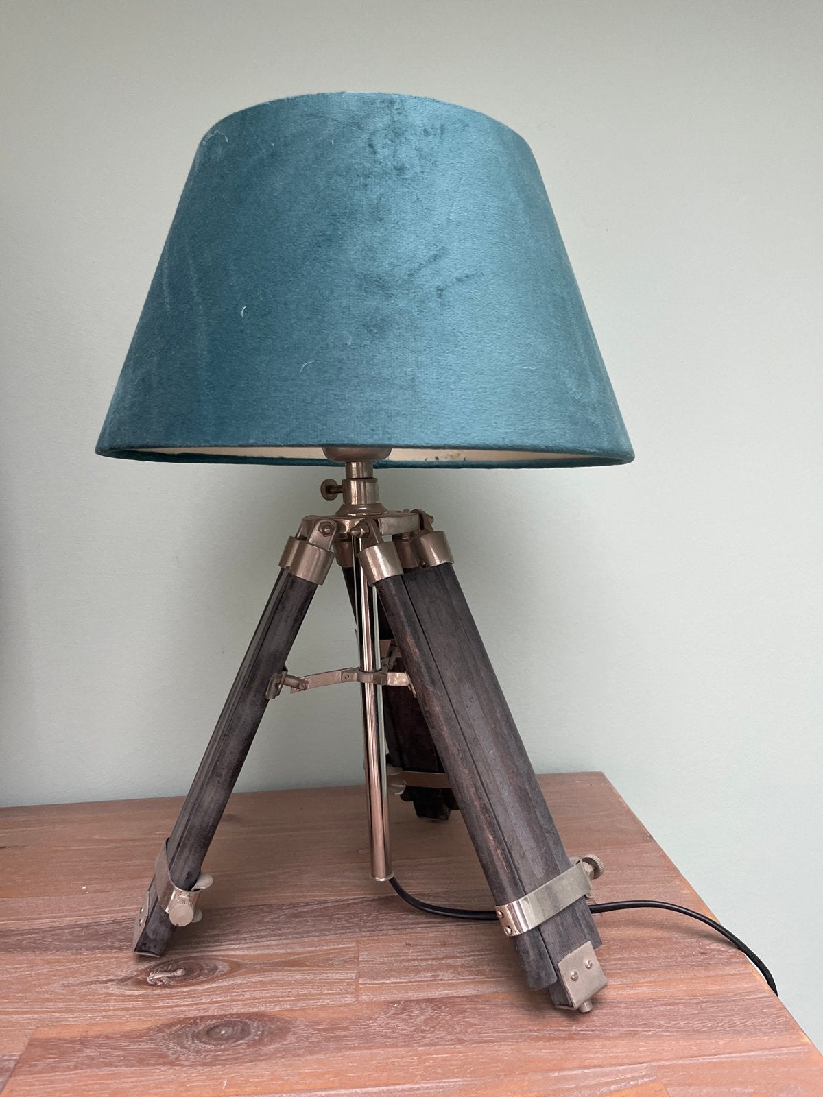 Vintage Tafellamp met Groen Fluwelen Kap, Gebruikt, Ophalen of Verzenden, Met kap, Schemerlamp