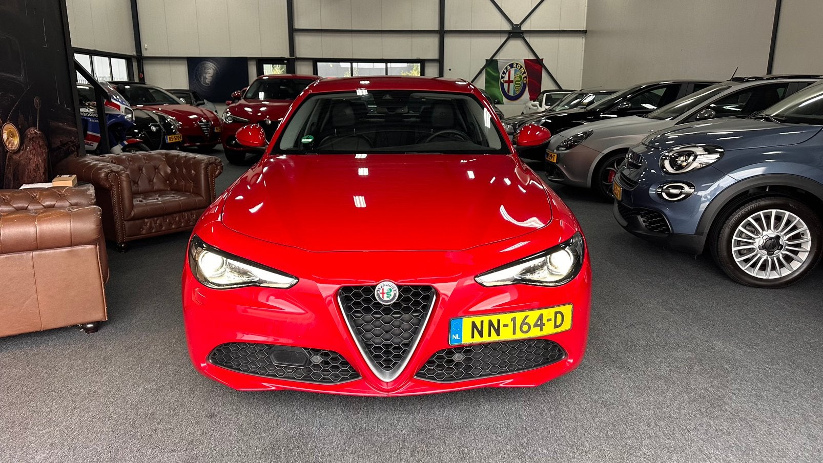 Alfa Romeo Giulia 2.2 JTD 180pk ECO Aut 2017 Rood, Auto's, Automaat, 745 kg, Achterwielaandrijving, 4 cilinders