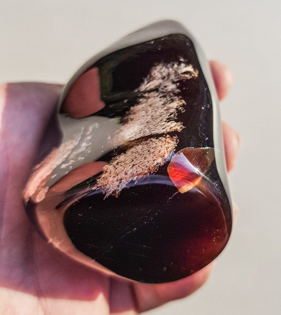 amber indonesische blauwe barnsteen, Ophalen of Verzenden, Fossiel