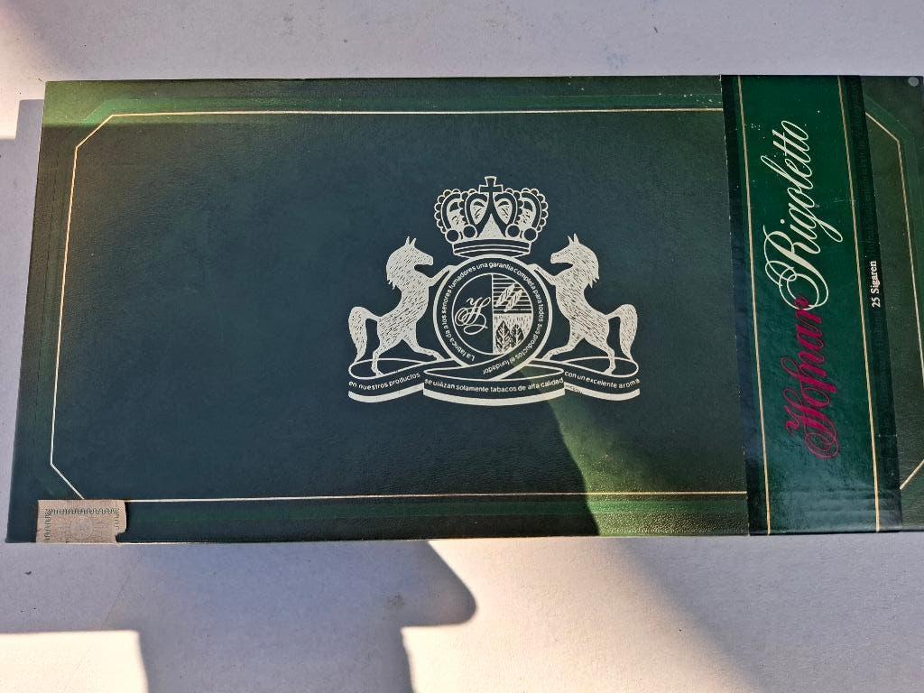 sigarendoos Hofnar Rigiletto, Verzenden, Zo goed als nieuw, Sigarenbandjes