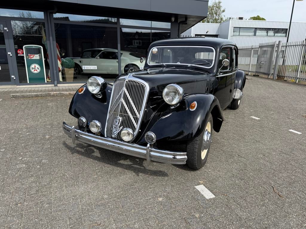 Citroën traction avant six, bouwjaar 1952, foto 3