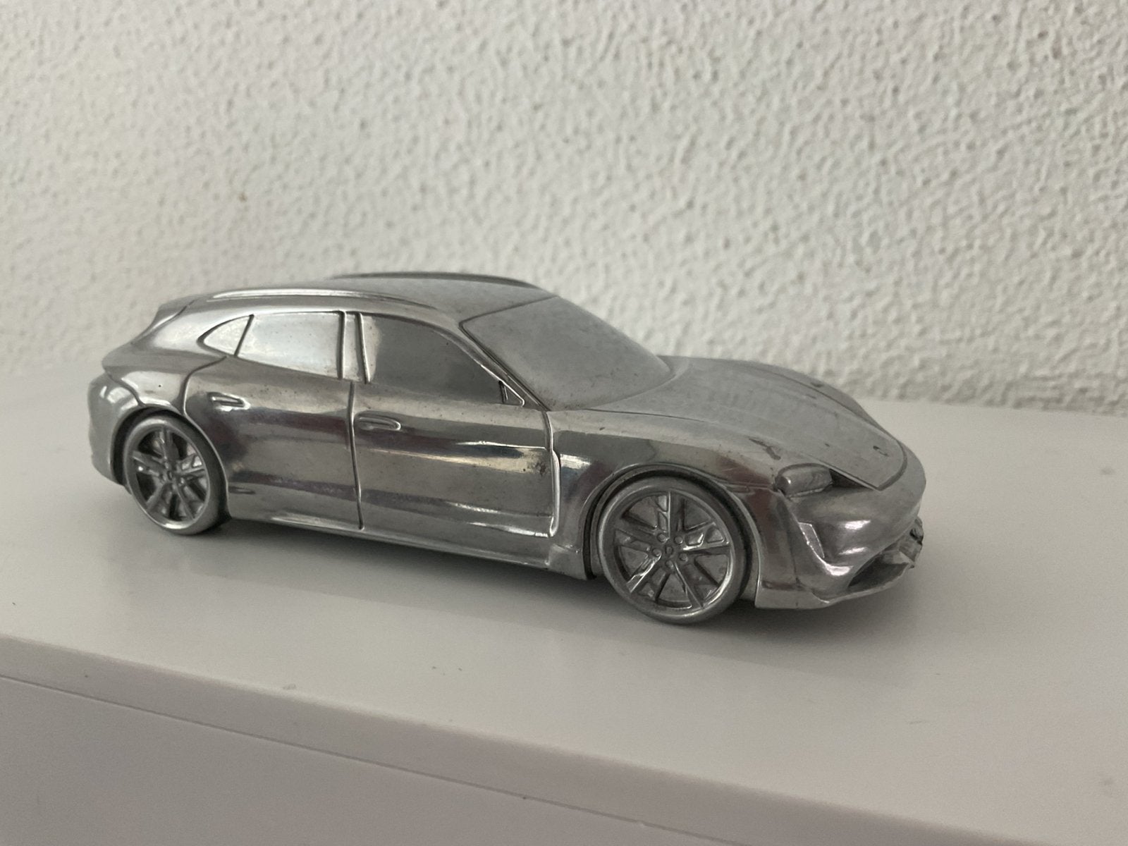 Porsche Cayenne chroom massief metaal paperweight, Hobby en Vrije tijd, Modelauto's | 1:43, Ophalen, Zo goed als nieuw, Auto, Overige merken