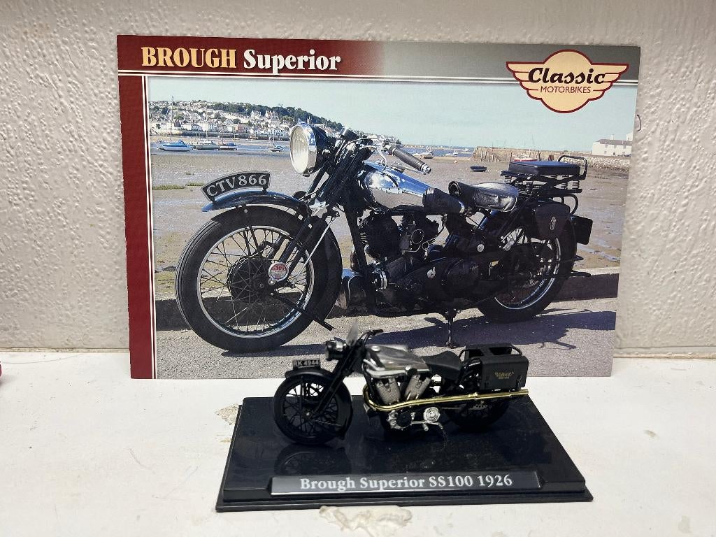 Brough Superior SS1000 1926, Hobby en Vrije tijd, Modelauto's | 1:24, Zo goed als nieuw, Motor, Overige merken, Ophalen of Verzenden