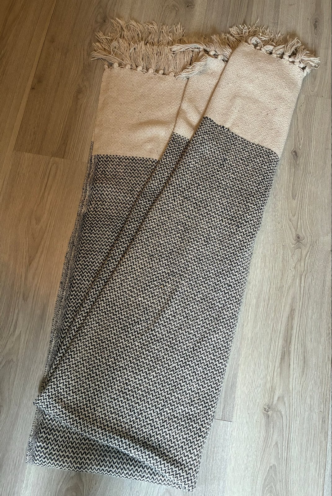 Bloomingville Plaid Zwart/Beige Zigzag met Kwastjes, Ophalen of Verzenden, Gebruikt