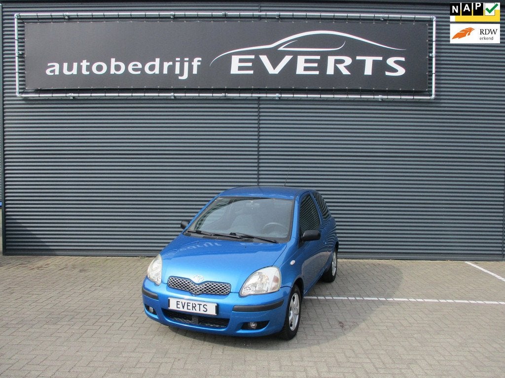 Toyota Yaris 1.3 VVT-i Luna Apk 06-06-2027 zeer mooie en zee, Auto's, Stof, Gebruikt, 4 cilinders, Origineel Nederlands