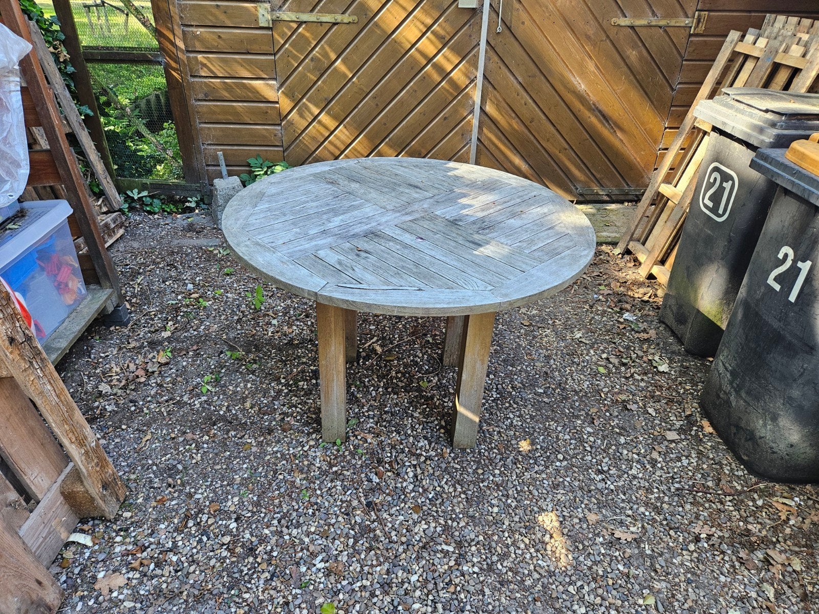 Ronde teak tuintafel, Tuin en Terras, Ophalen, 4 zitplaatsen, Gebruikt, Eettafel
