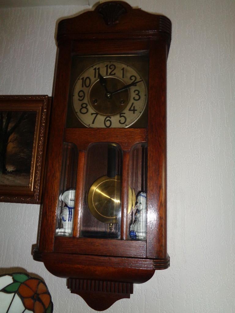 Oude EIKEN Houten Hangklok 150 jr oud., Ophalen