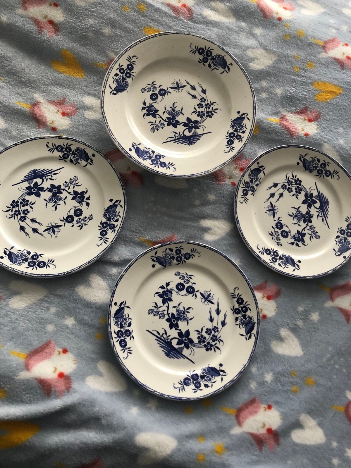 Set van 4 antieke Boch Frères 'Grand Bouquet' borden, Antiek en Kunst, Ophalen
