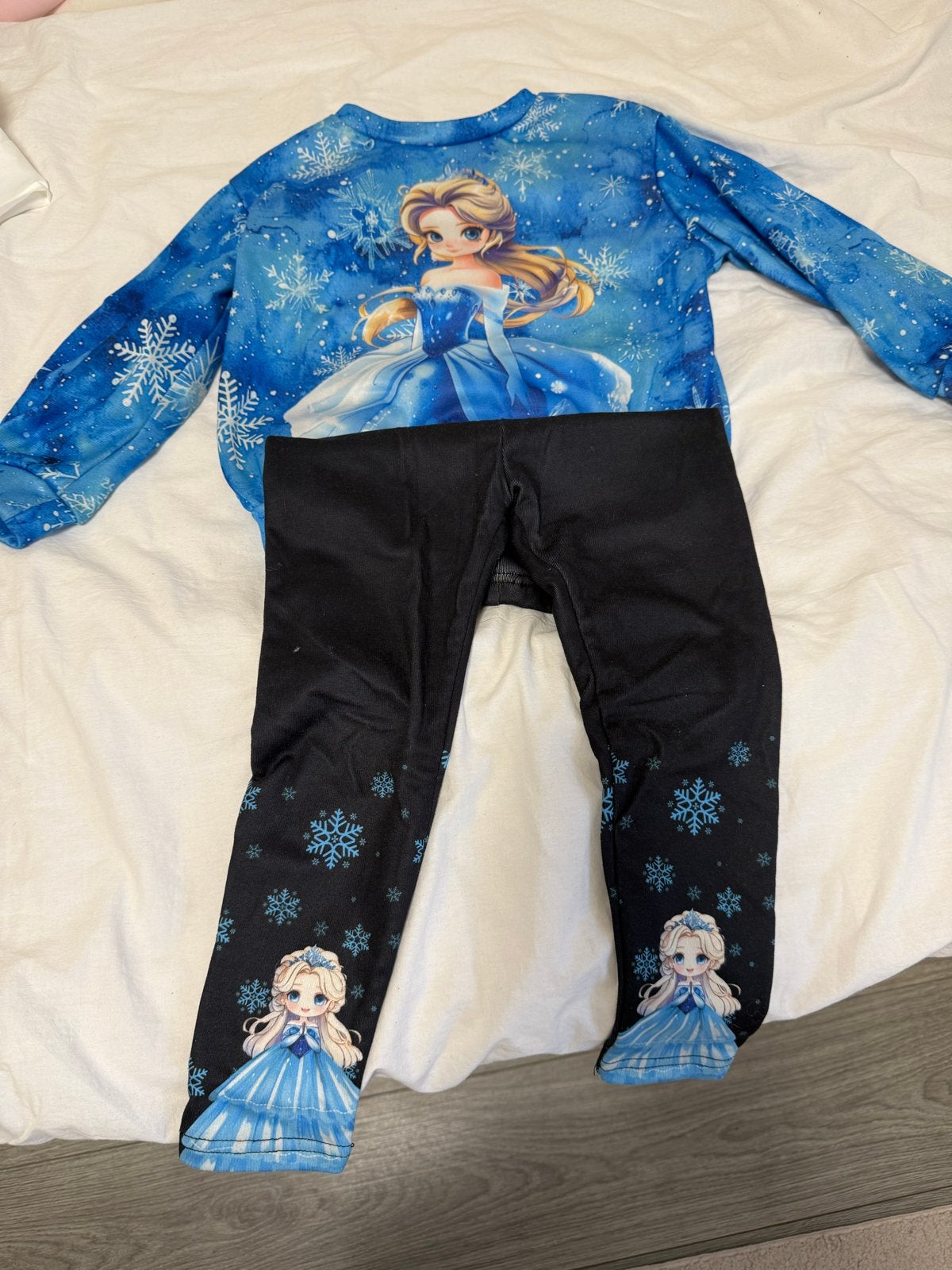 Elsa 2-delige set: trui en legging maat 110, Ophalen of Verzenden, Gebruikt, Meisje