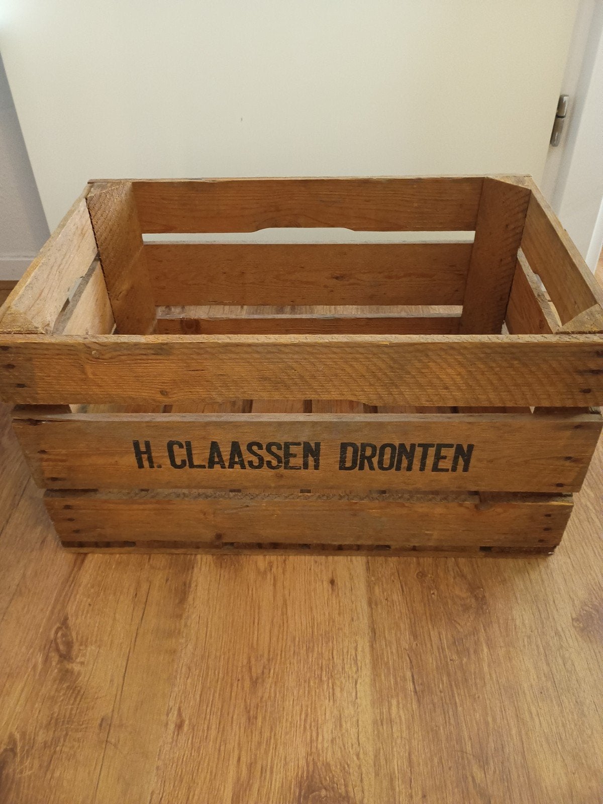 2 vintage houten kratten van H. Claassen uit Dronten, Ophalen, Minder dan 50 cm, Minder dan 50 cm