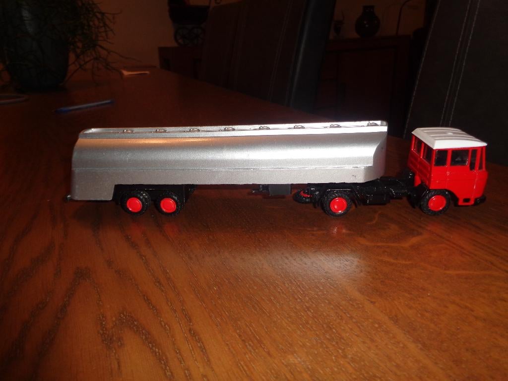Lion car Daf 2600 met tankoplegger, Ophalen of Verzenden, Nieuw, Bus of Vrachtwagen, Lion Toys