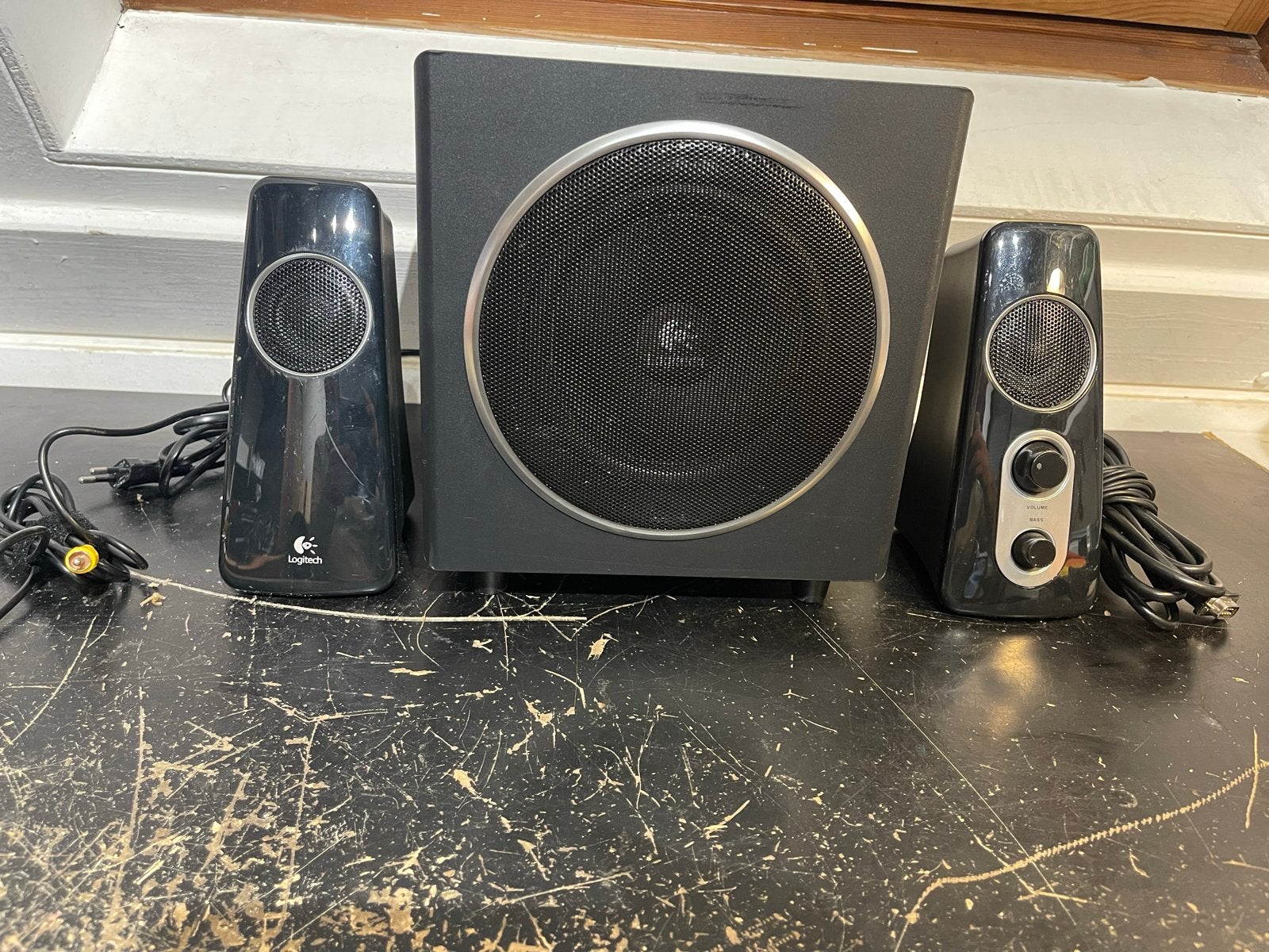 Logitech 2.1 Speakerset met Subwoofer - Zwart, Gebruikt, Logitech, Speakerset, Ophalen of Verzenden