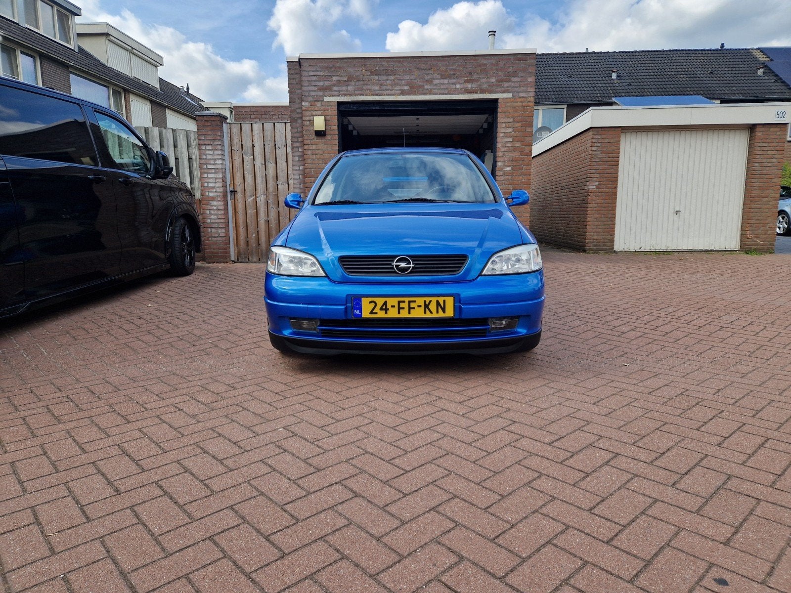 Opel Astra 2.0 I 16V OPC 2000 Blauw, Auto's, Voorwielaandrijving, 4 cilinders, 49 €/maand, Handgeschakeld