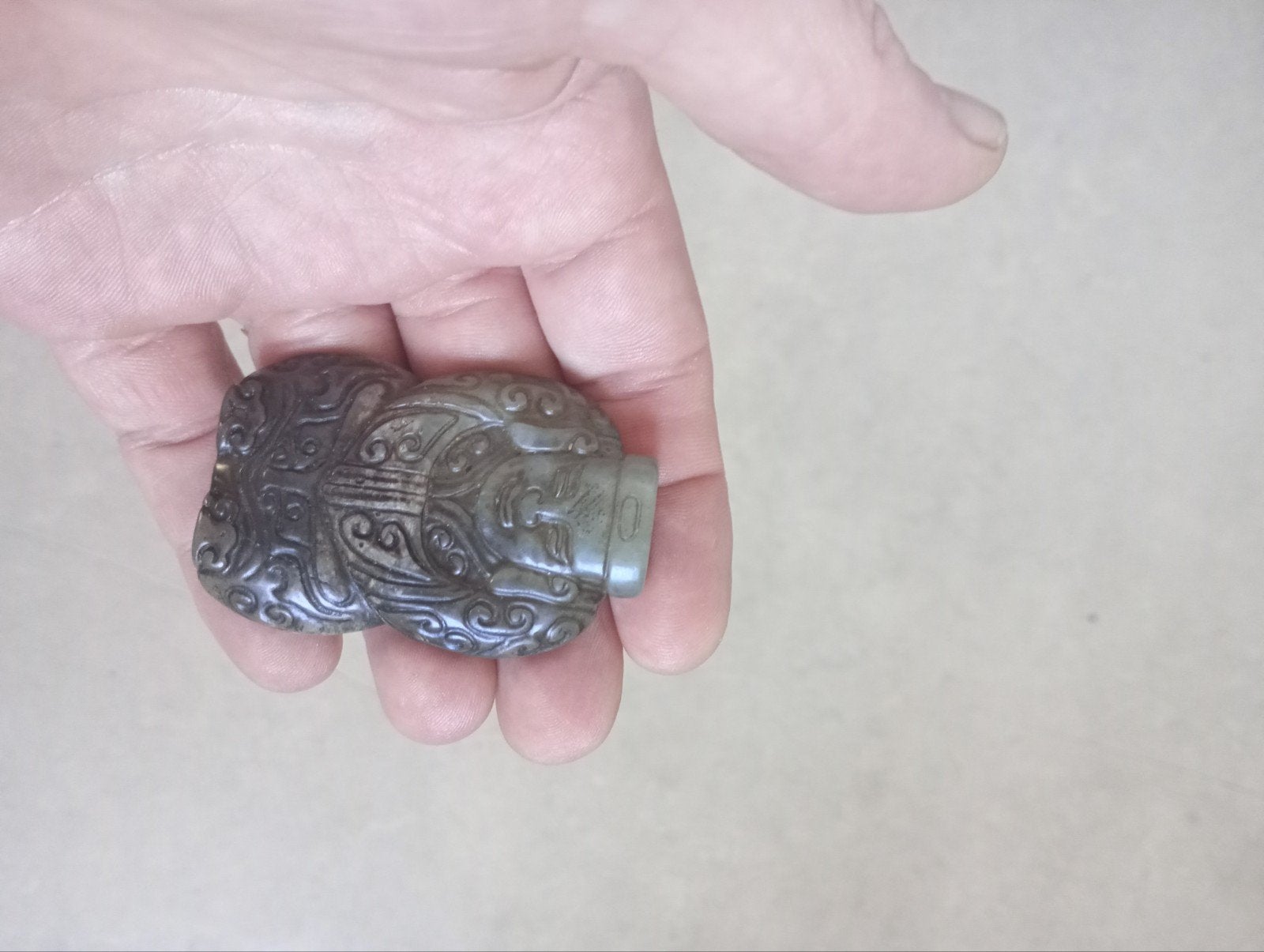 Oude Chinese Jade Priester Beeldje Amulet Hanger, Antiek en Kunst, Ophalen of Verzenden